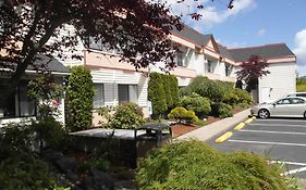 Guesthouse Inn & Suites Poulsbo